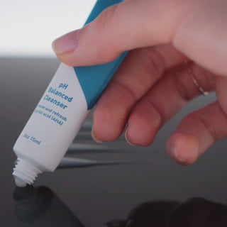 Skin cleanser PH balanced AHA glycolic acid dermatologist tested clean ingredients